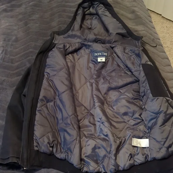 Men's Hooded Small Black Pacific Trail Winter Jacket